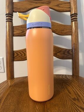 Owala 40 oz Water Bottle